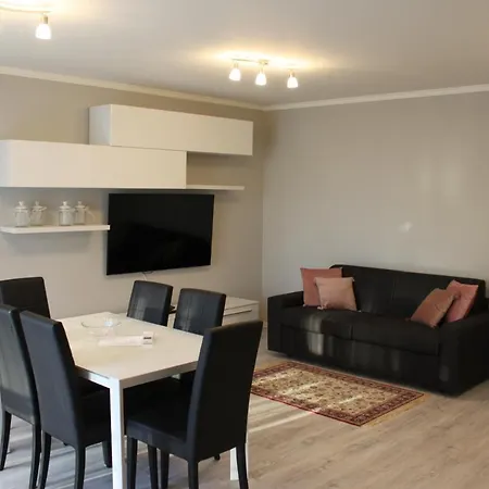 Apartament Promenada Coresi